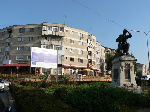 panou temporar str. Buciumeni1.jpg